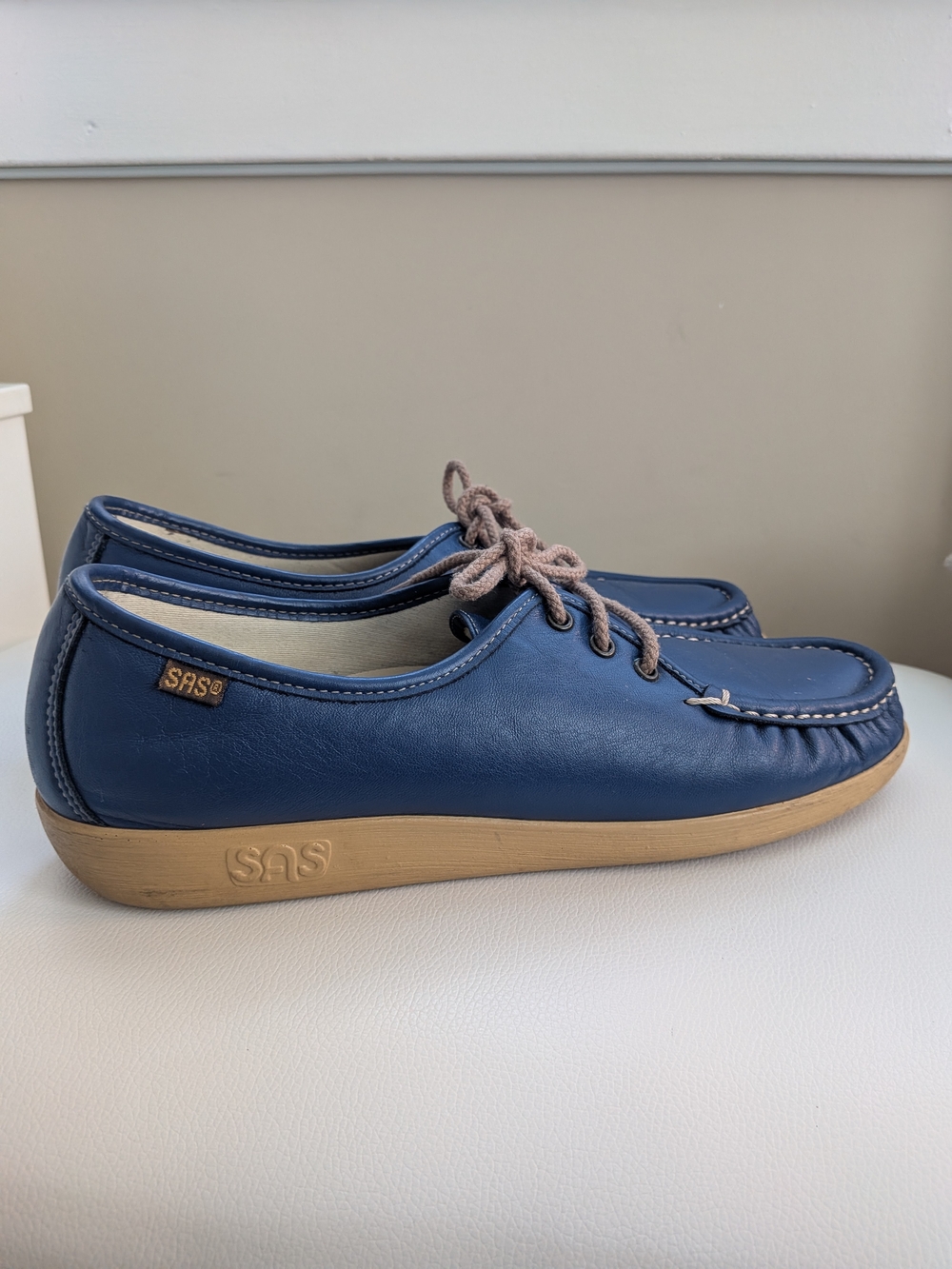 Clean SAS Women's Navy Leather Boat Shoe